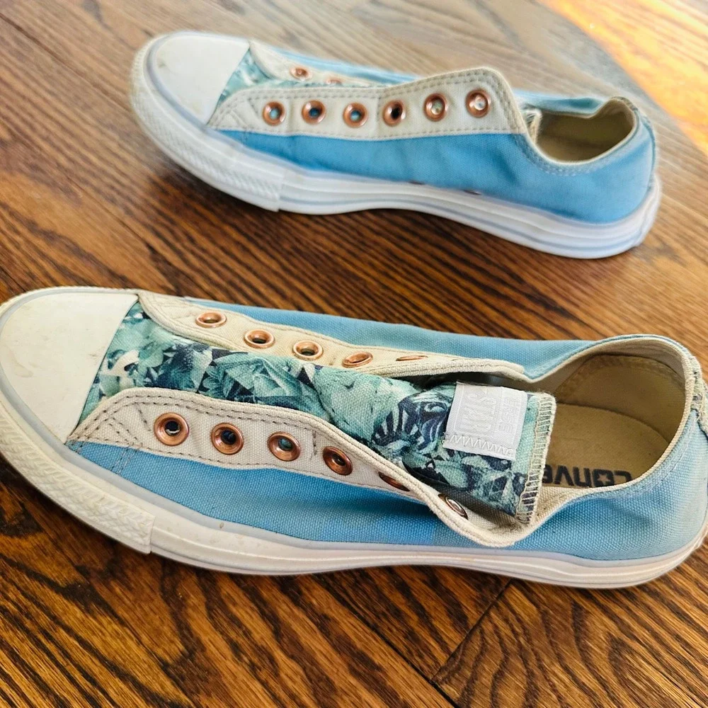 Converse Chuck Taylor All Star Slip On Blue Floral Tropical Sneakers 885250 8.5W - Picture 7 of 9
